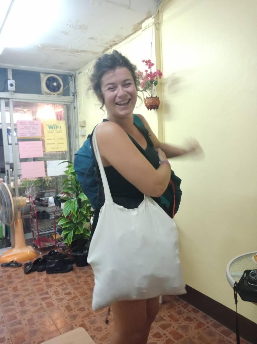 Lucky House Hostel Chiang Mai Buitenkant foto
